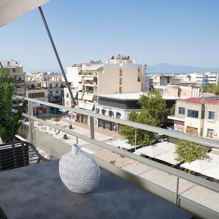 Urban Chic Luxury At The City Center Kalamata Luaran gambar