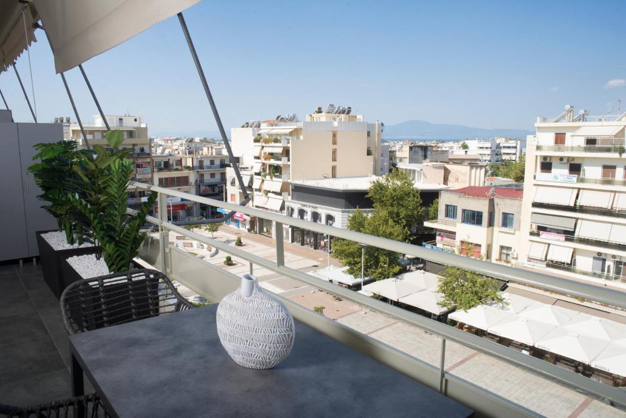 Urban Chic Luxury At The City Center Kalamata Luaran gambar